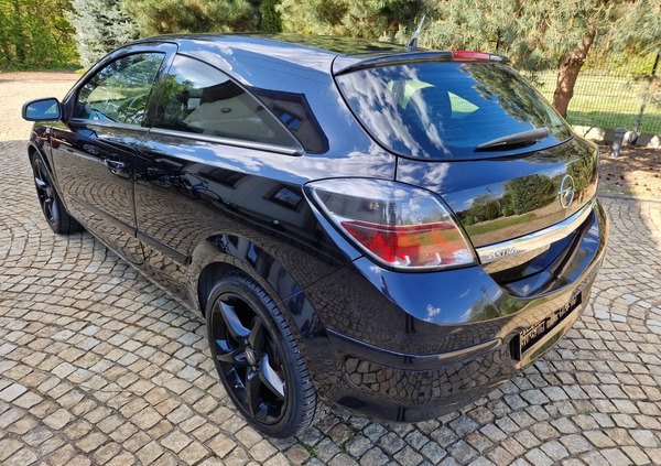 Opel Astra cena 13800 przebieg: 196400, rok produkcji 2007 z Płock małe 211